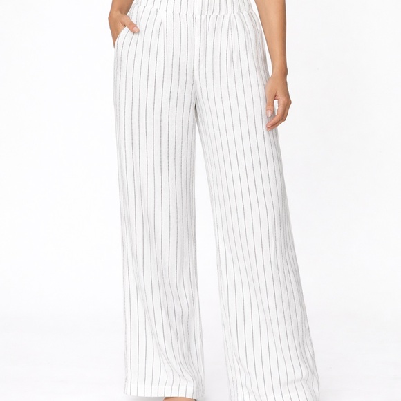 a new day Pants - A New Day Black and White Linen Pinstripe Trouser Pants